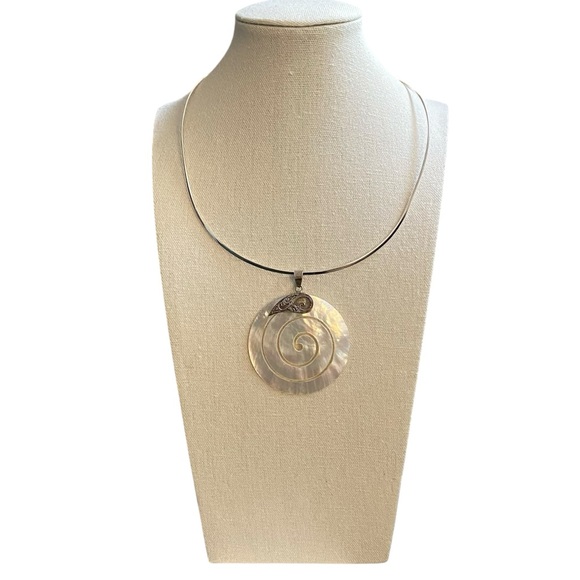 Jewelry - VINTAGE Sterling Silver Collar Mother of Pearl Round 925 Scrollwork Neck…